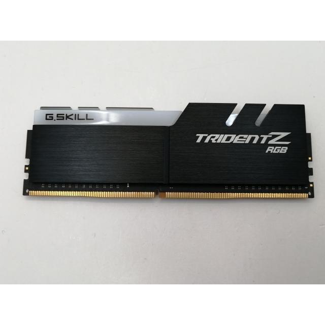 中古】DDR4 8GB PC4-32000(DDR4-4000)【デスクトップPC用】【大須