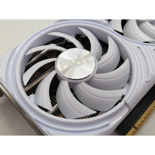 中古】Palit GeForce RTX 5070 White OC 12GB(NE75070U19K9-GB2050W