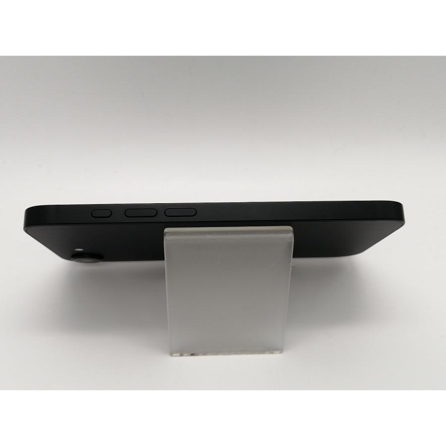 【中古】Apple au 【SIMフリー】 iPhone 17e 256GB ブラック MHRN4J/A【大須アメ横】保証期間１ヶ月【ランクA】の画像