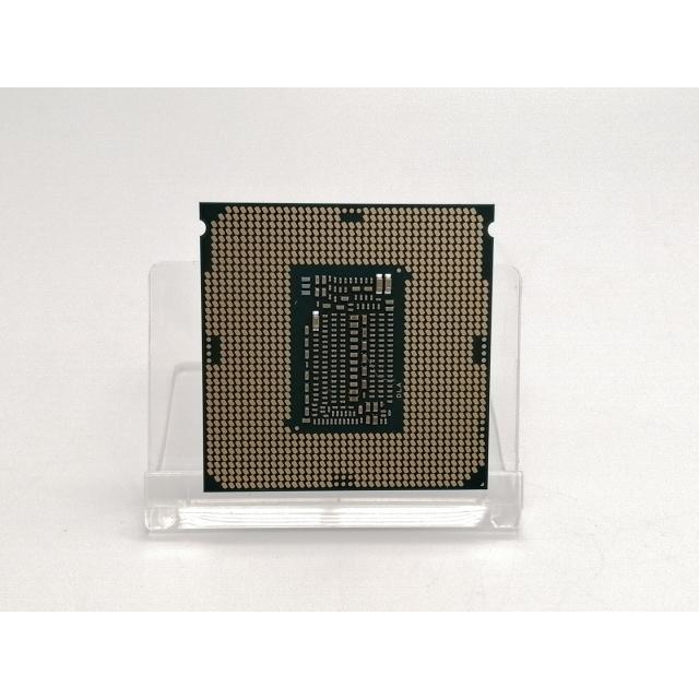 中古】Intel Core i7-9700K (3.6GHz/TB:4.9GHz/SRELT/P0) BOX LGA1151