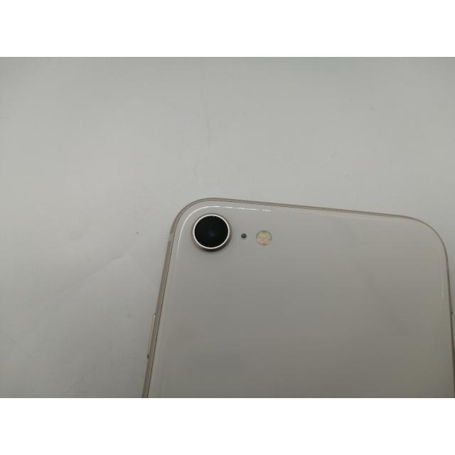 【中古】Apple au 【SIMフリー】 iPhone SE（第3世代） 64GB スターライト MMYD3J/A【大須アメ横】保証期間１ヶ月【ランクA】の画像