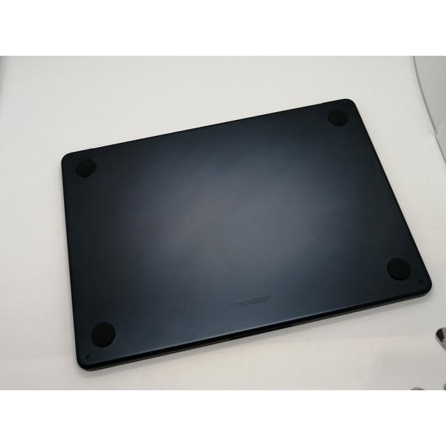 中古】Apple MacBook Air 13インチ M5(CPU:10C/GPU:8C) 16GB/512GB