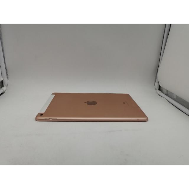 中古】Apple docomo 【SIMロック解除済み】 iPad（第6世代/2018