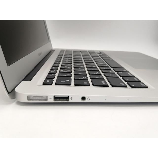 中古】Apple MacBook Air 13インチ Corei5:1.8GHz 128GB MQD32J/A (Mid