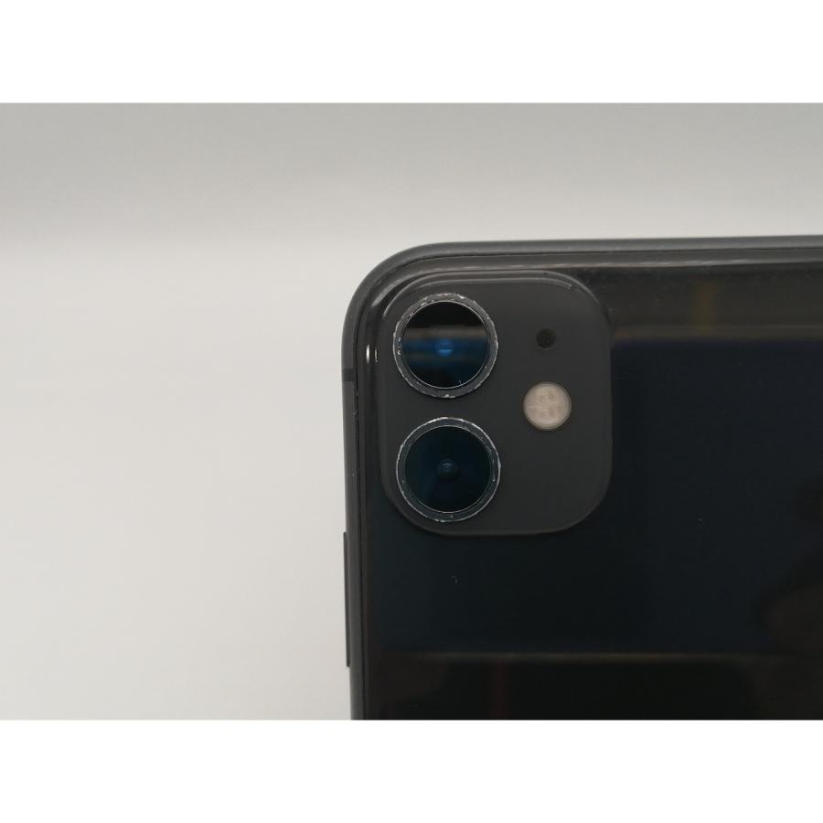 中古】Apple SoftBank 【SIMロック解除済み】 iPhone 11 64GB ブラック
