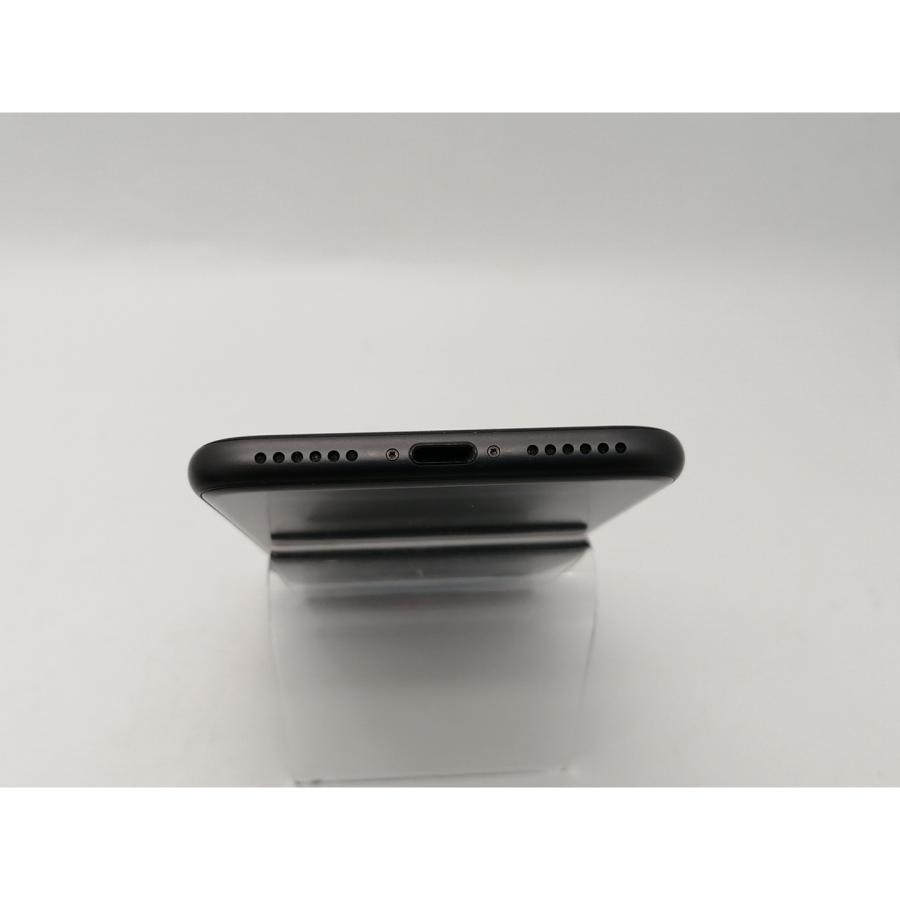 中古】Apple au 【SIMロック解除済み】 iPhone 8 64GB スペースグレイ 