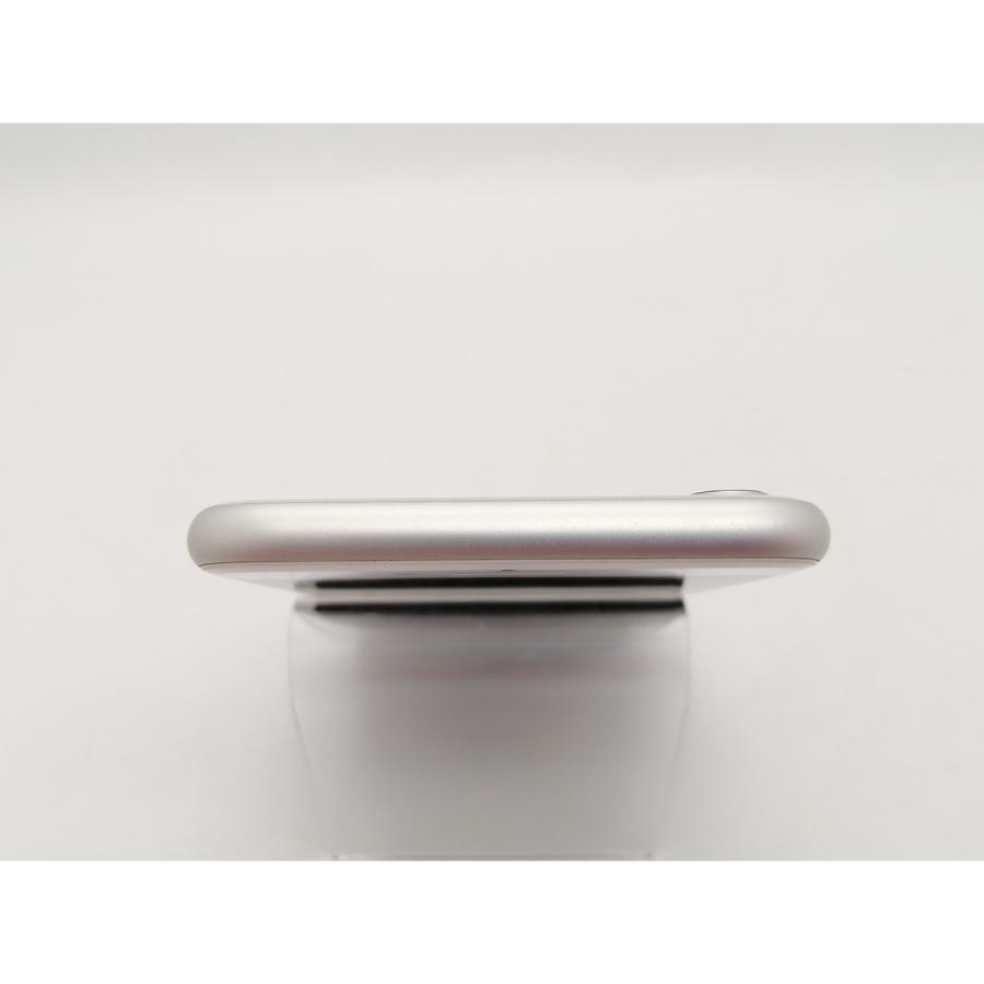 中古】Apple docomo 【SIMロック解除済み】 iPhone 8 64GB シルバー
