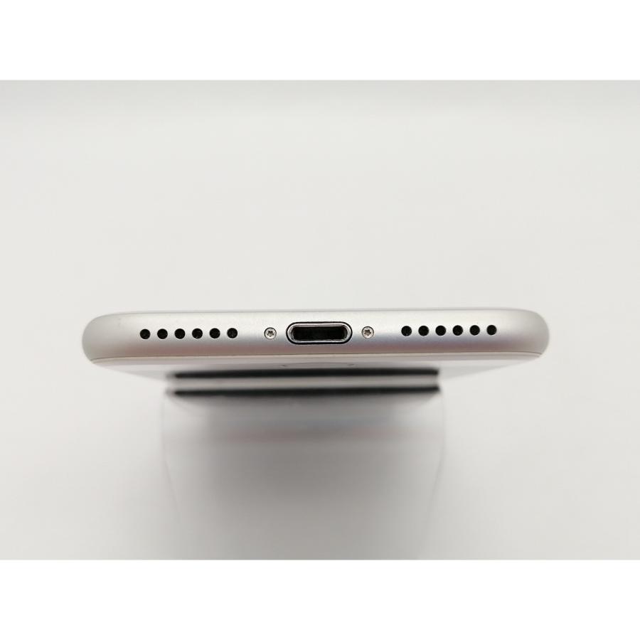 iPhone8 64GB MQ792J/A docomoSIMロック【7-8】 APPLE 〔中古〕iPhone8 64GB MQ792J/A Silver docomoSIMロック解除品