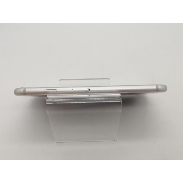 中古】Apple docomo 【SIMロック解除済み】 iPhone 8 64GB シルバー