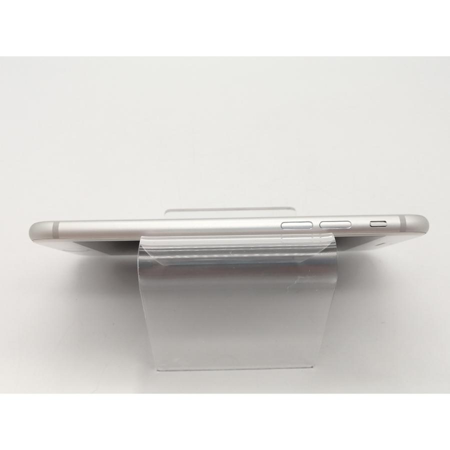 中古】Apple docomo 【SIMロック解除済み】 iPhone 8 64GB シルバー
