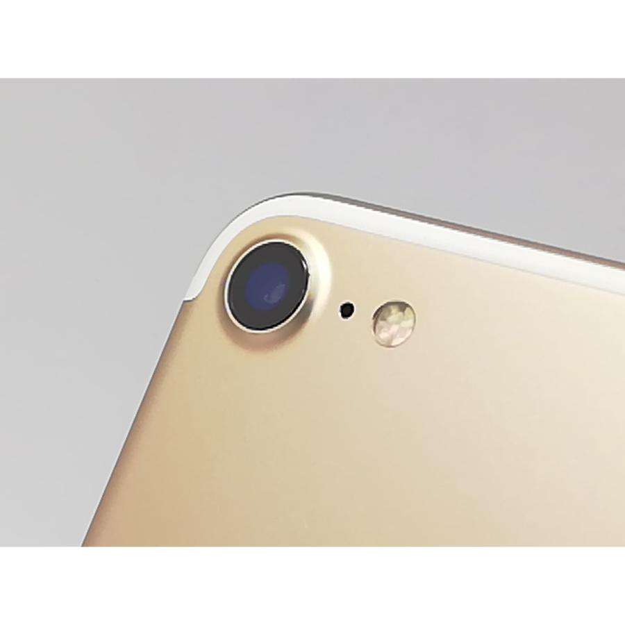 中古】Apple docomo 【SIMロック解除済み】 iPhone 7 32GB ゴールド