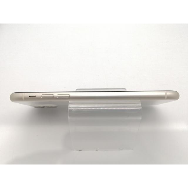 中古】Apple docomo 【SIMロック解除済み】 iPhone 11 64GB ホワイト