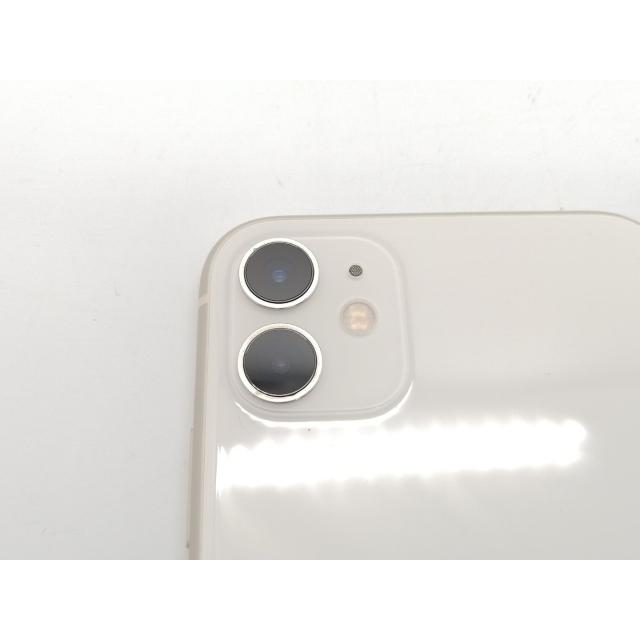 中古】Apple docomo 【SIMロック解除済み】 iPhone 11 64GB ホワイト