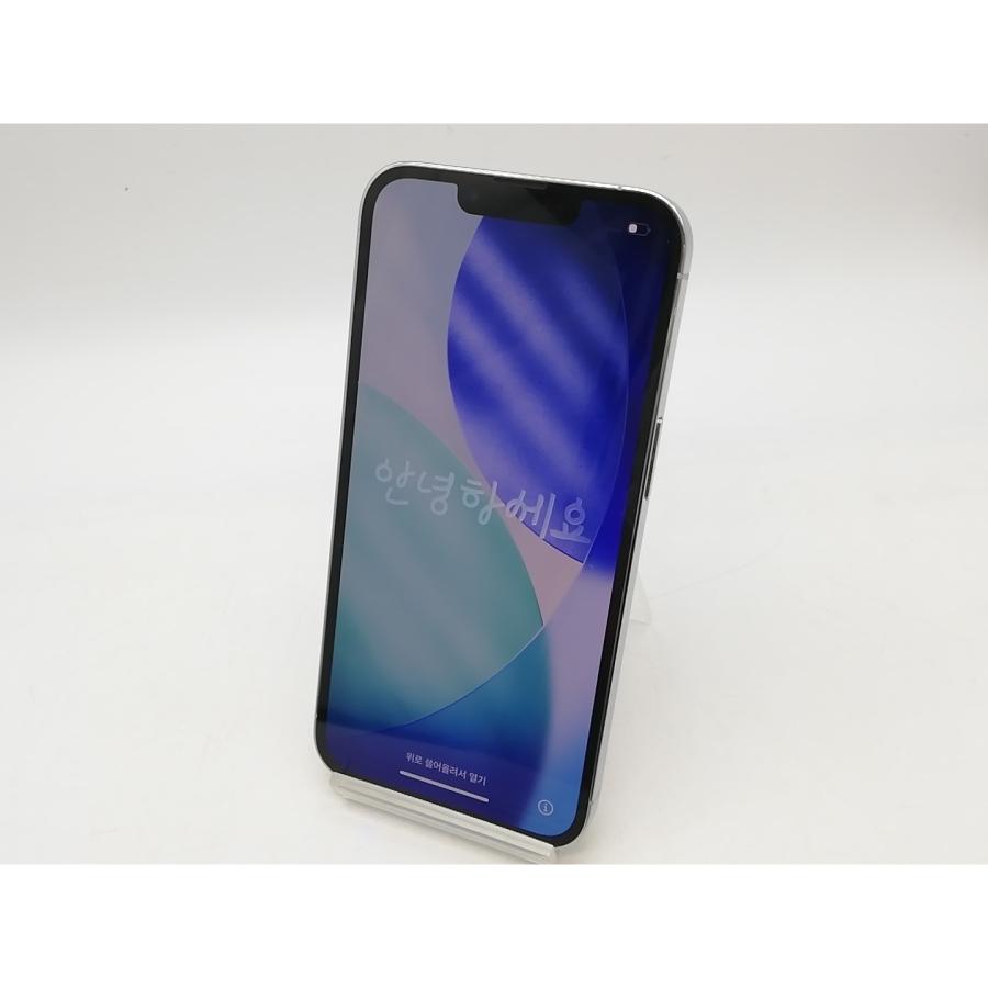 【中古】Apple SoftBank 【SIMフリー】 iPhone 13 Pro 128GB シルバー MLUF3J/A【鹿児島中町】保証期間１ヶ月【ランクC】の画像