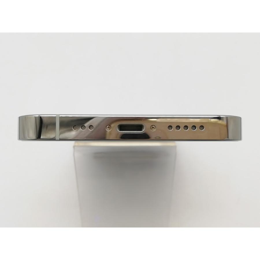 【中古】Apple SoftBank 【SIMフリー】 iPhone 13 Pro 128GB シルバー MLUF3J/A【鹿児島中町】保証期間１ヶ月【ランクC】の画像