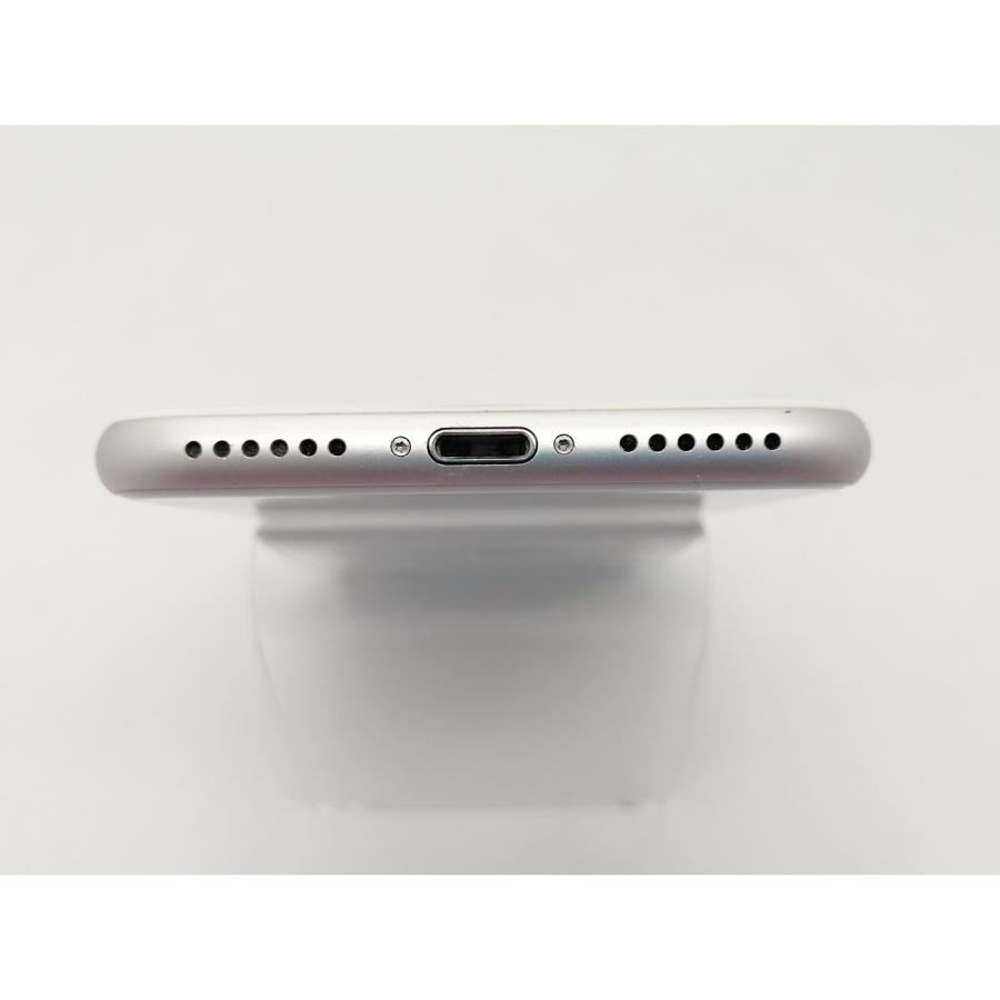 中古】Apple au 【SIMロック解除済み】 iPhone 8 64GB シルバー MQ792J