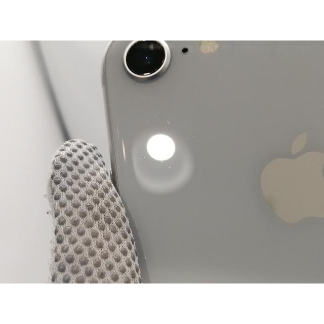 中古】Apple au 【SIMロック解除済み】 iPhone 8 64GB シルバー MQ792J