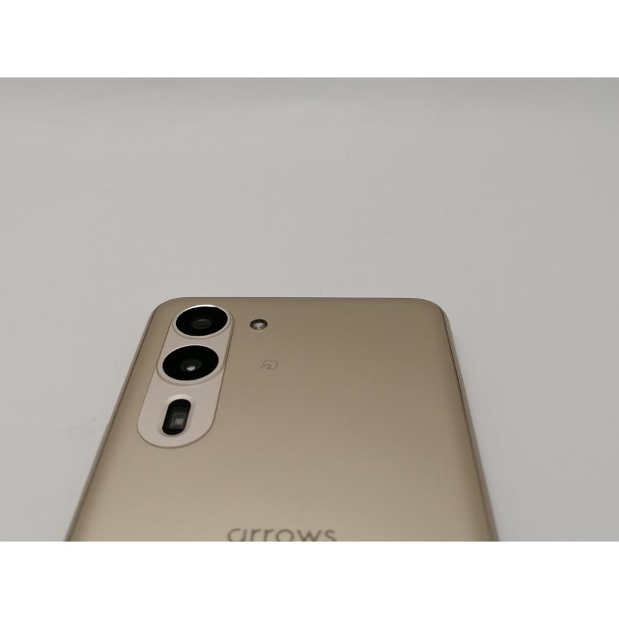 中古】FCNT IIJmio 【SIMフリー】 arrows We2 Plus シャンパンシルバー