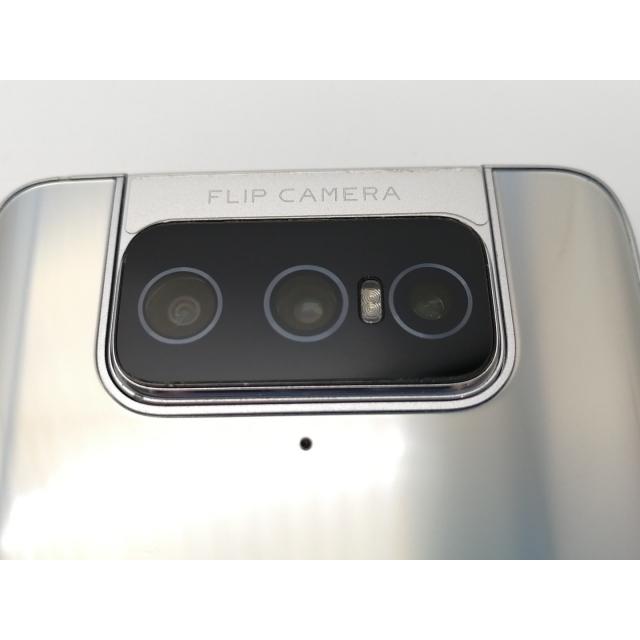 中古】ASUS 国内版 【SIMフリー】 Zenfone 8 Flip グレイシアシルバー