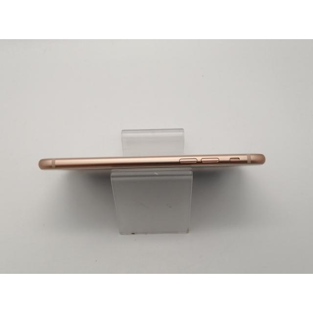 中古】Apple docomo 【SIMロック解除済み】 iPhone 8 64GB ゴールド