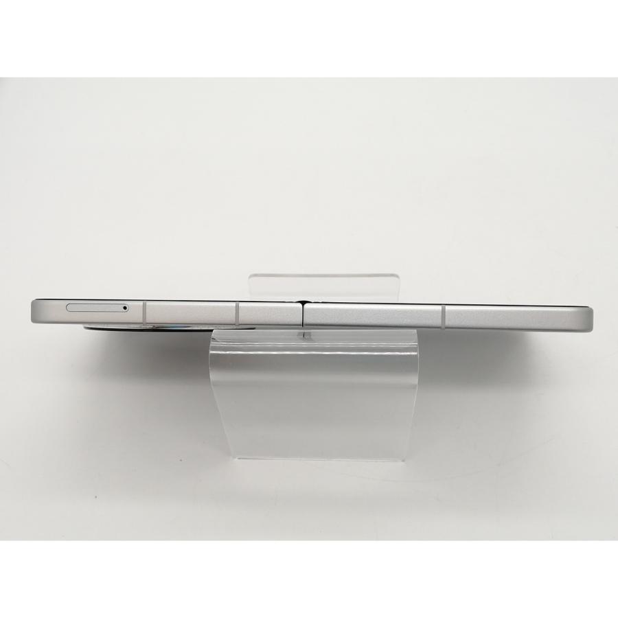 中古】ZTE ymobile 【SIMフリー】 Libero Flip 6GB 128GB ホワイト