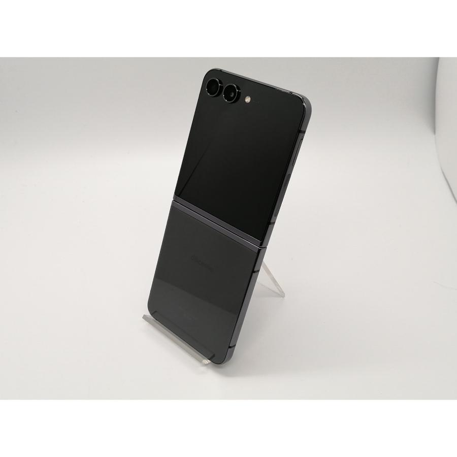 中古】SAMSUNG docomo 【SIMフリー】 Galaxy Z Flip5 グラファイト 8GB