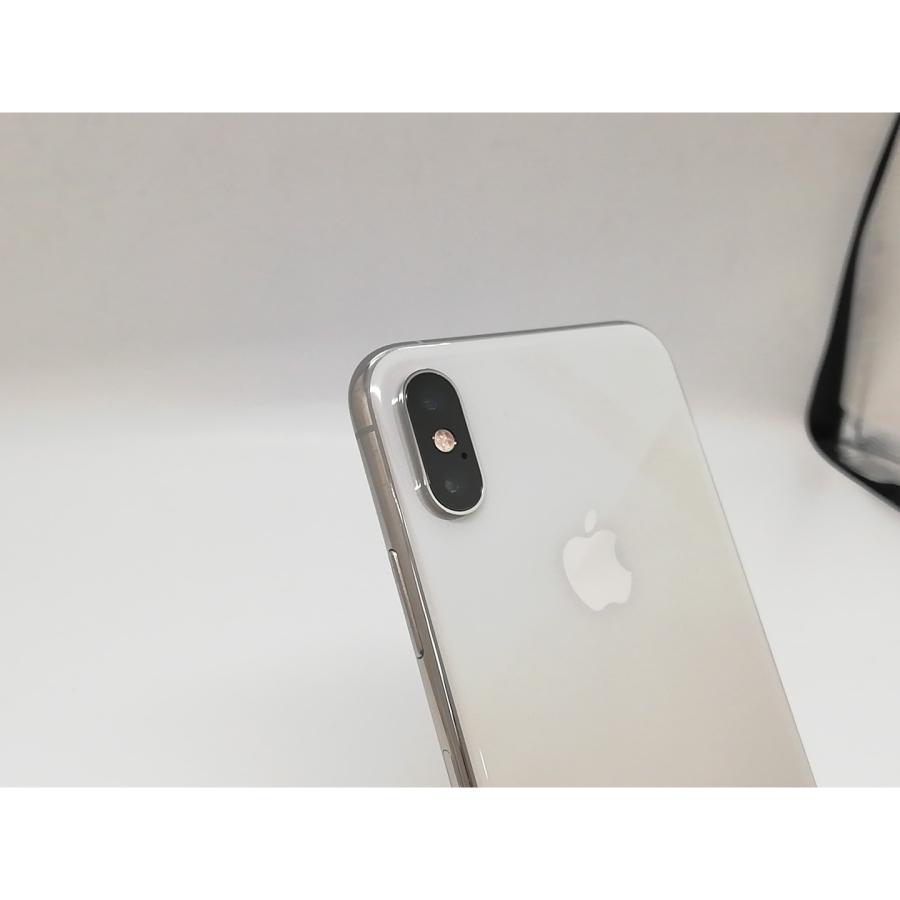 中古】Apple docomo 【SIMロック解除済み】 iPhone XS 512GB シルバー