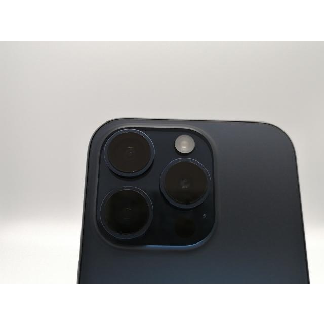 中古】Apple 国内版 【SIMフリー】 iPhone 15 Pro 1TB ブルー