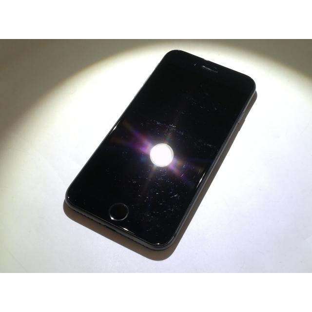 中古】Apple docomo 【SIMロック解除済み】 iPhone 8 64GB スペース 