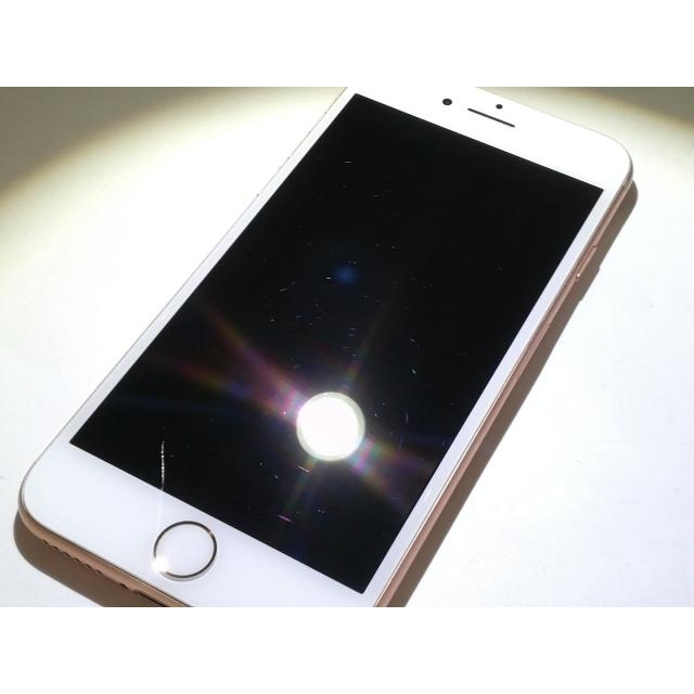 中古】Apple docomo 【SIMロック解除済み】 iPhone 8 64GB ゴールド