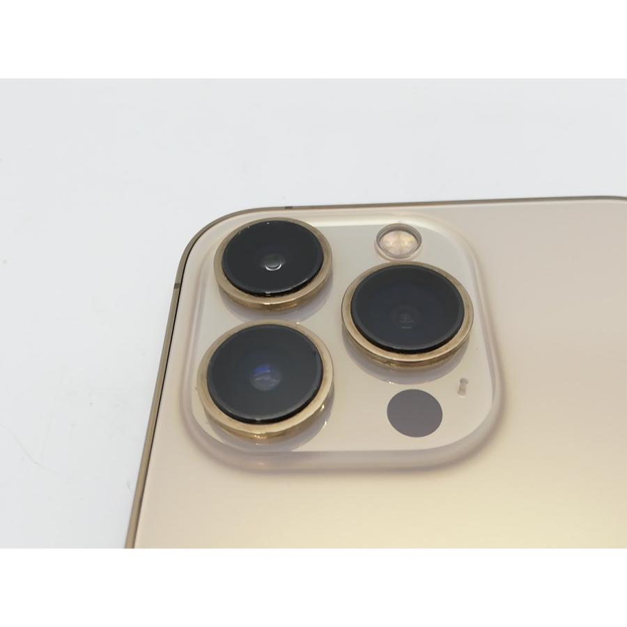 【中古】Apple au 【SIMフリー】 iPhone 13 Pro 256GB ゴールド MLUQ3J/A【アリオ倉敷】保証期間１ヶ月【ランクC】の画像