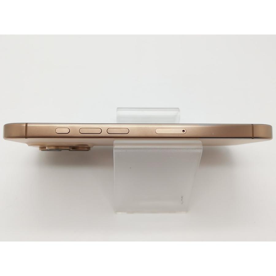【中古】Apple docomo 【SIMフリー】 iPhone 16 Pro 256GB デザートチタニウム MYN23J/A【ECセンター】保証期間１ヶ月【ランクA】の画像