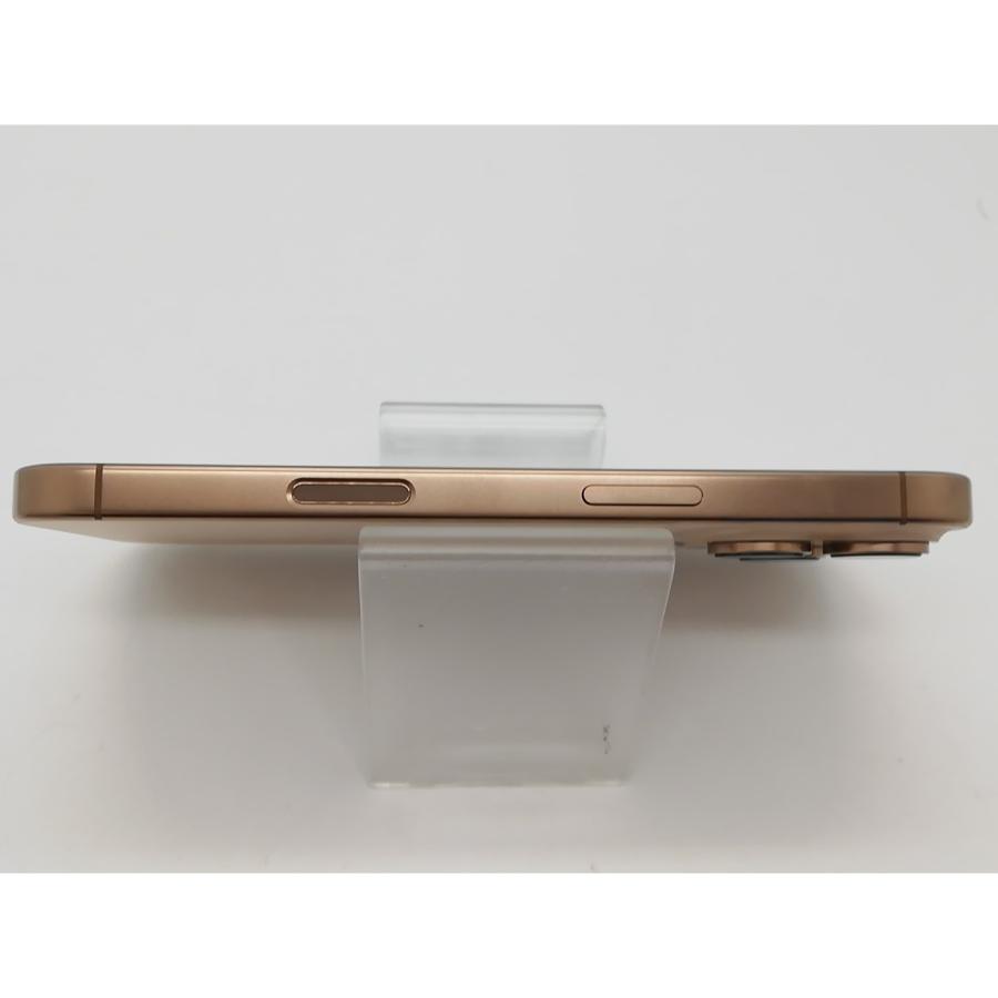 【中古】Apple docomo 【SIMフリー】 iPhone 16 Pro 256GB デザートチタニウム MYN23J/A【ECセンター】保証期間１ヶ月【ランクA】の画像