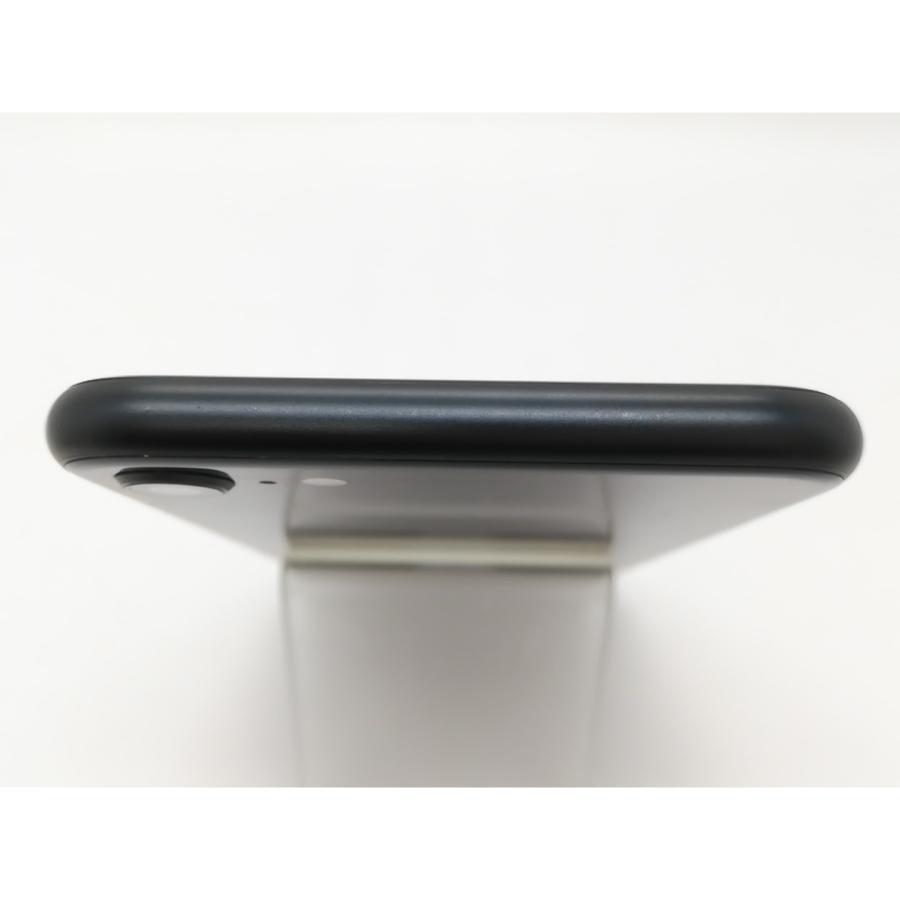 【中古】Apple au 【SIMフリー】 iPhone SE（第3世代） 128GB ミッドナイト MMYF3J/A【アリオ倉敷】保証期間１ヶ月【ランクC】の画像