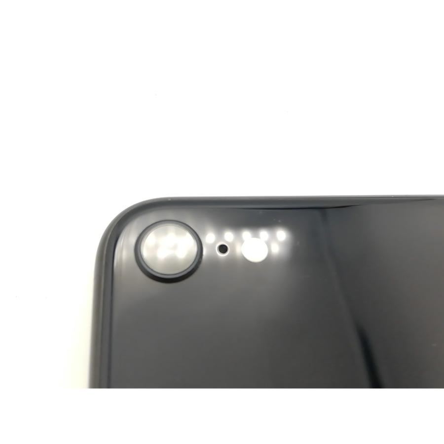 【中古】Apple au 【SIMフリー】 iPhone SE（第3世代） 128GB ミッドナイト MMYF3J/A【アリオ倉敷】保証期間１ヶ月【ランクC】の画像