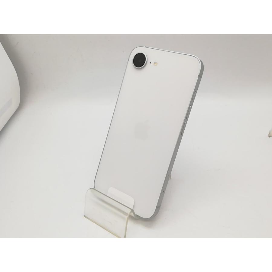 【未使用】Apple docomo 【SIMフリー】iPhone 16e 128GB ホワイト MD1R4J/A【アリオ倉敷】保証期間３ヶ月の画像