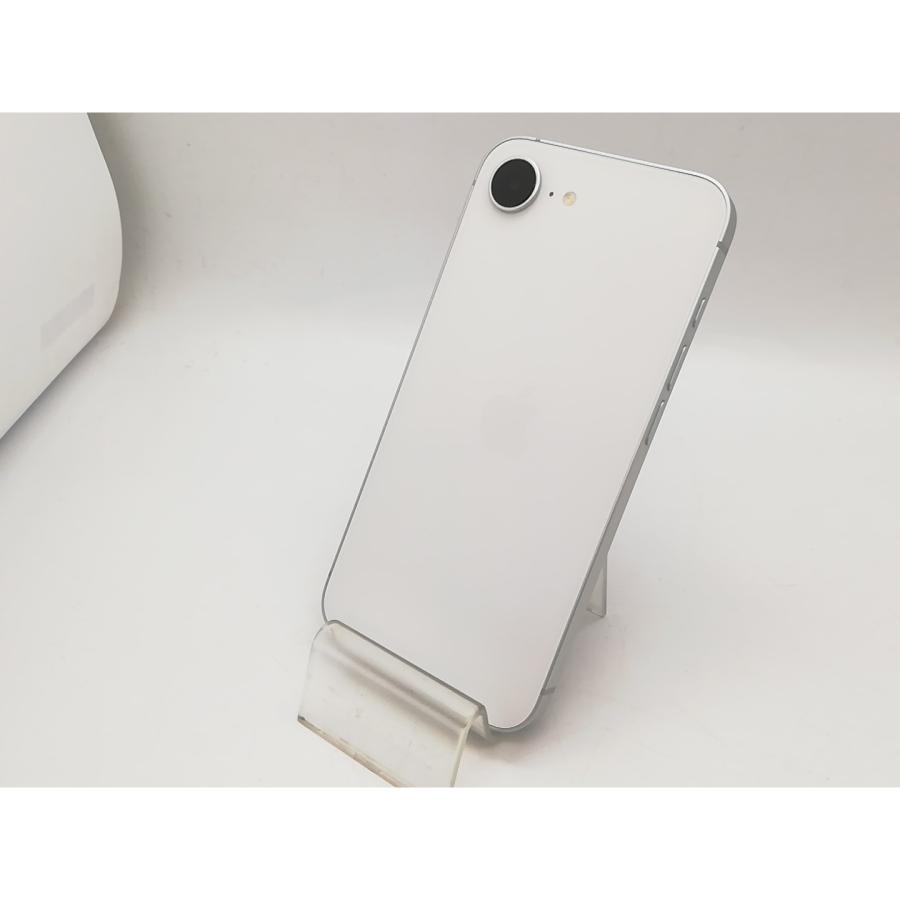 中古】Apple 国内版 【SIMフリー】 iPhone 17e 256GB ホワイト MHRP4J