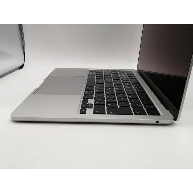 中古】Apple MacBook Air 13インチ M2(CPU:8C/GPU:8C) 8GB/256GB