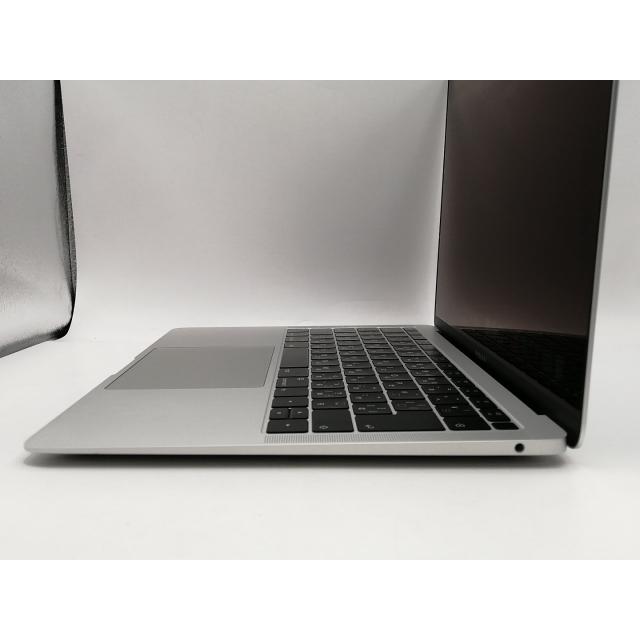 【中古】Apple MacBook Air 13インチ Corei5:1.6GHz 256GB シルバー MREC2J/A (Late 2018)【川崎駅前】保証期間１ヶ月【ランクB】の画像