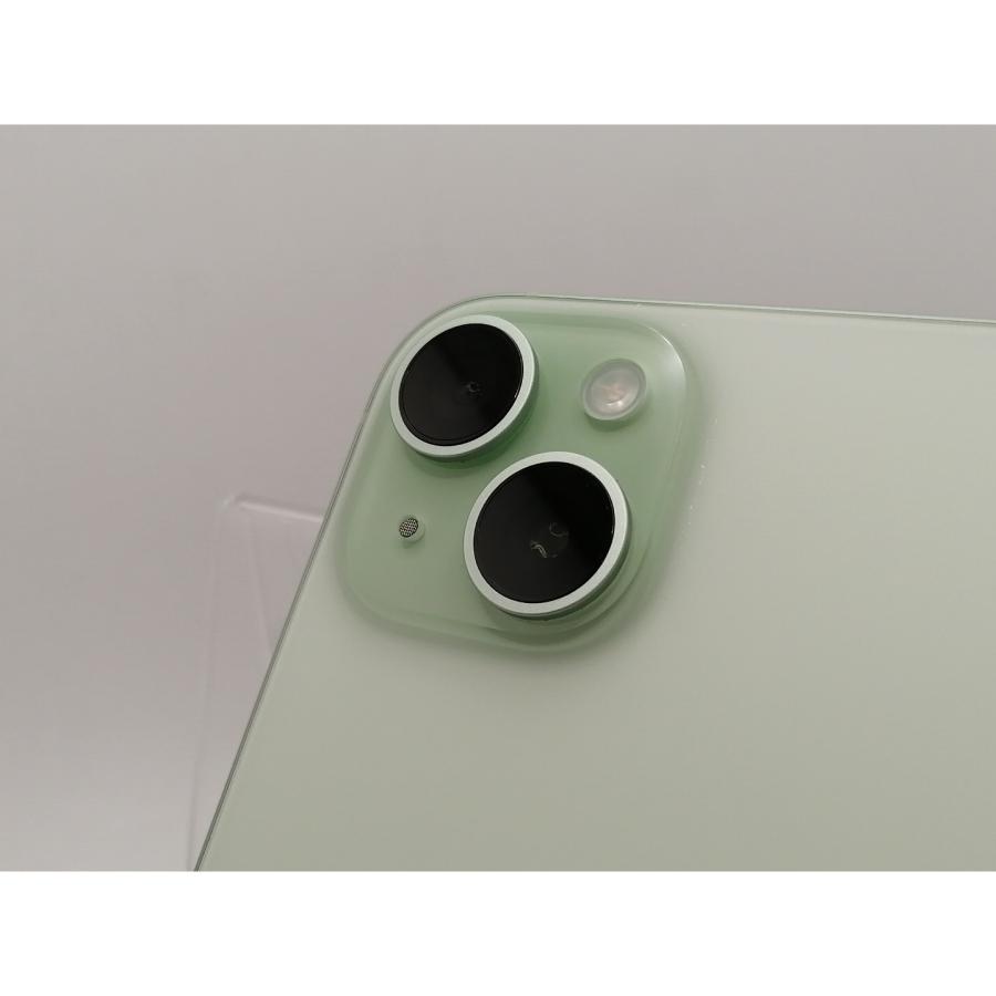 【中古】Apple docomo 【SIMフリー】 iPhone 15 128GB グリーン MTMM3J/A【川崎駅前】保証期間１ヶ月【ランクA】の画像