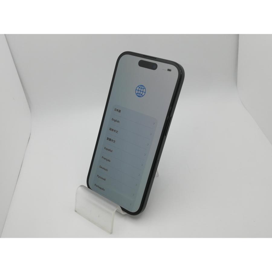 【中古】Apple 国内版 【SIMフリー】 iPhone 16 256GB ブラック MYDW3J/A【新橋烏森通り】保証期間１ヶ月【ランクC】の画像