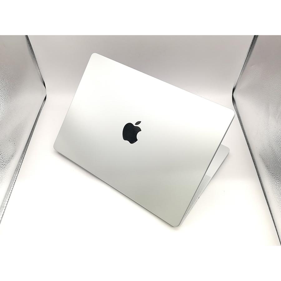 中古】Apple MacBook Pro 14インチ M5(CPU:10C/GPU:10C) 16GB/512GB