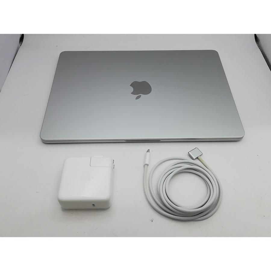 【中古】Apple MacBook Air 13インチ CTO (M2,2022) シルバー M2(CPU:8C/GPU:10C)/16G/512G/67W(70W) AC【川崎駅前】保証期間１ヶ月【ランクA】の画像