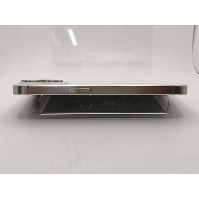 【中古】Apple 国内版 【SIMフリー】 iPhone 15 Pro 128GB ホワイトチタニウム MTU83J/A【横浜】保証期間１ヶ月【ランクB】の画像