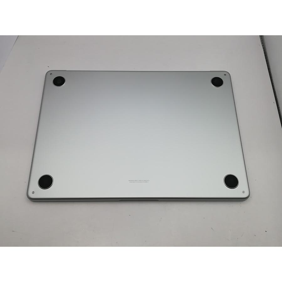【中古】Apple MacBook Air 13インチ CTO (M3,2024) シルバー M3(CPU:8C/GPU:10C)/16G/256G【秋葉5号】保証期間１ヶ月【ランクA】の画像