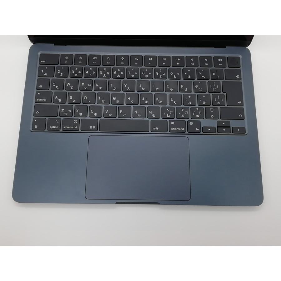【中古】Apple MacBook Air 13インチ  M2(CPU:8C/GPU:8C) 8GB/256GB ミッドナイト MLY33J/A (M2,2022)【川崎駅前】保証期間１ヶ月【ランクB】の画像