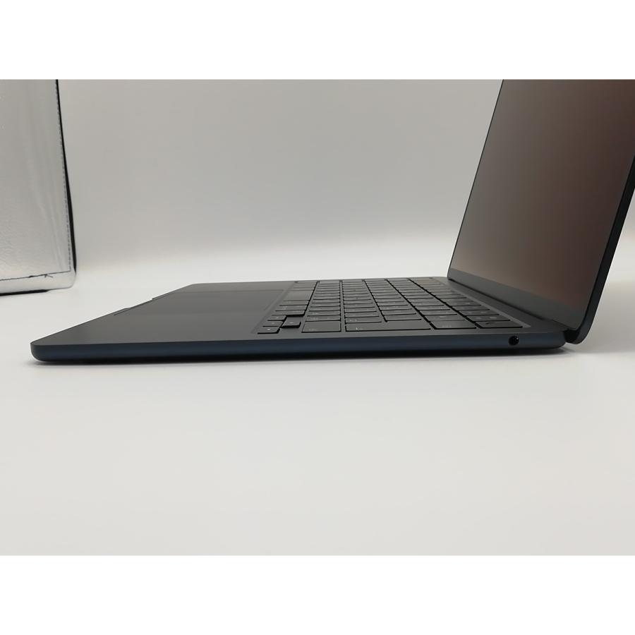 【中古】Apple MacBook Air 13インチ  M2(CPU:8C/GPU:8C) 8GB/256GB ミッドナイト MLY33J/A (M2,2022)【川崎駅前】保証期間１ヶ月【ランクB】の画像