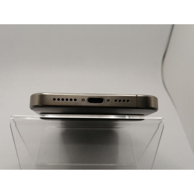 【中古】Apple 国内版 【SIMフリー】 iPhone 15 Pro Max 256GB ナチュラルチタニウム MU6R3J/A【横浜】保証期間１ヶ月【ランクB】の画像
