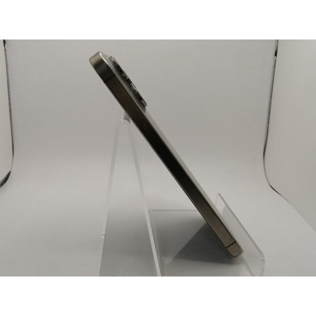 【中古】Apple 国内版 【SIMフリー】 iPhone 15 Pro Max 256GB ナチュラルチタニウム MU6R3J/A【横浜】保証期間１ヶ月【ランクB】の画像