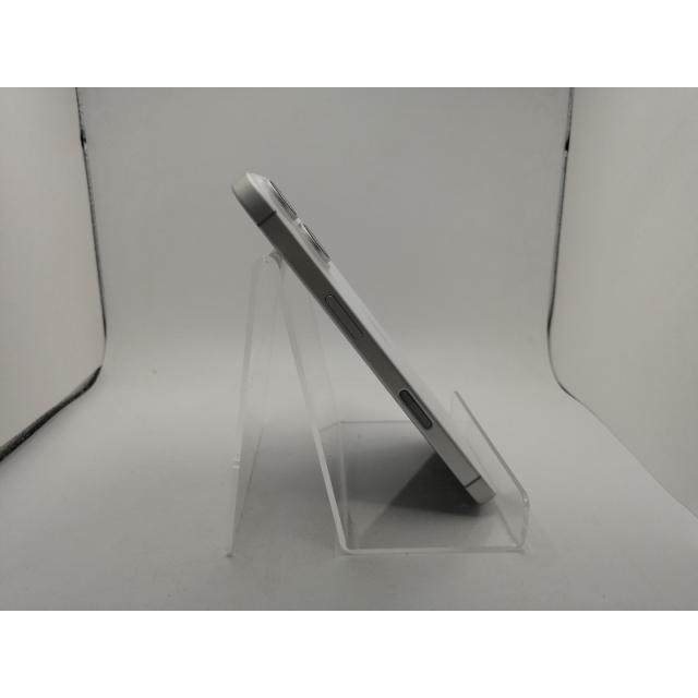 【中古】Apple 国内版 【SIMフリー】 iPhone 16 128GB ホワイト MYDR3J/A【川崎駅前】保証期間１ヶ月【ランクA】の画像